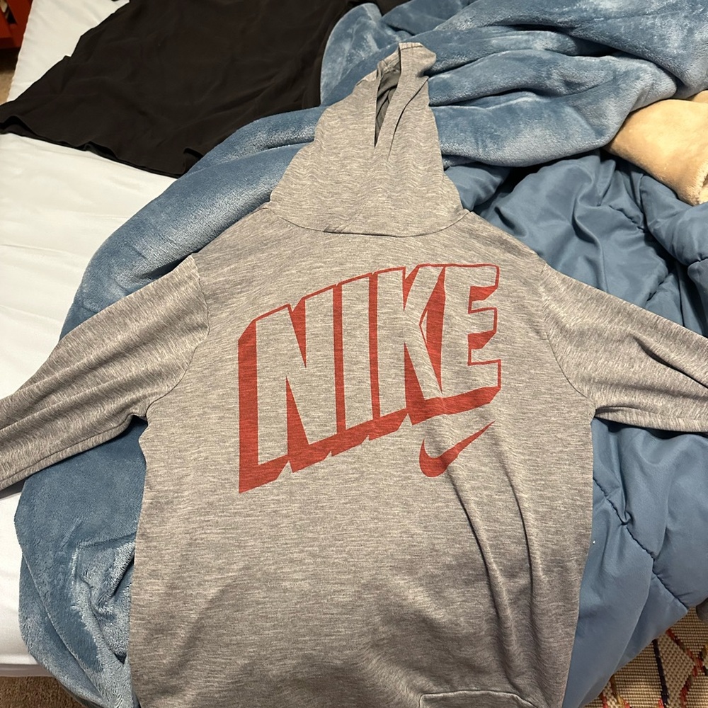 Grey and red Nike hoodie #NikeHoodie